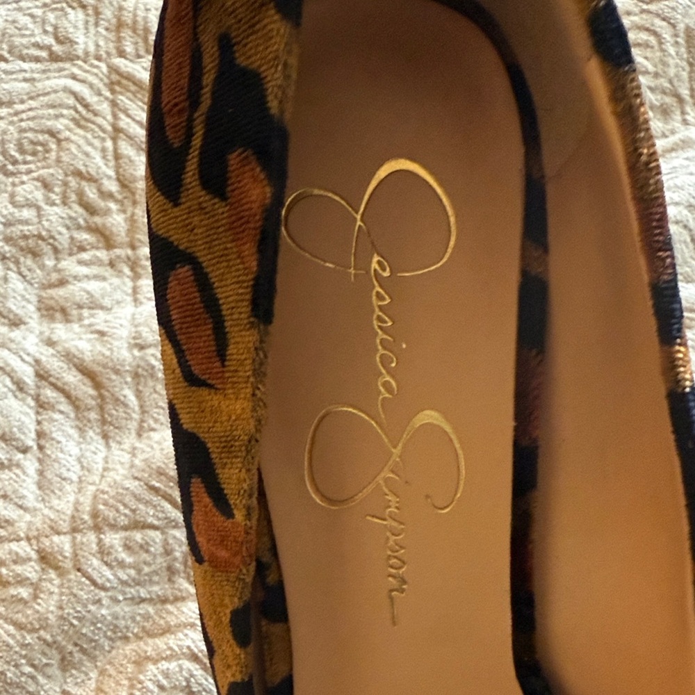 Jessica Simpson Leopard Print Heels - Picture 2 of 4